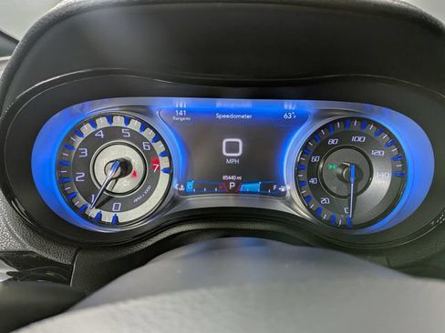 Used 2017 Chrysler 300 S AWD/4WD image 5