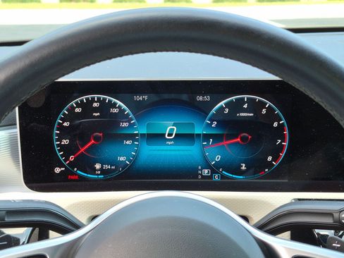 Certified 2020 Mercedes-Benz A 220 4MATIC image 32