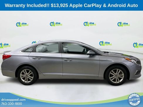Used 2017 Hyundai Sonata SE w/ Cargo Package FWD image 4