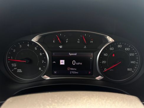 Used 2022 GMC Terrain SLT w/ Infotainment Package II FWD image 11