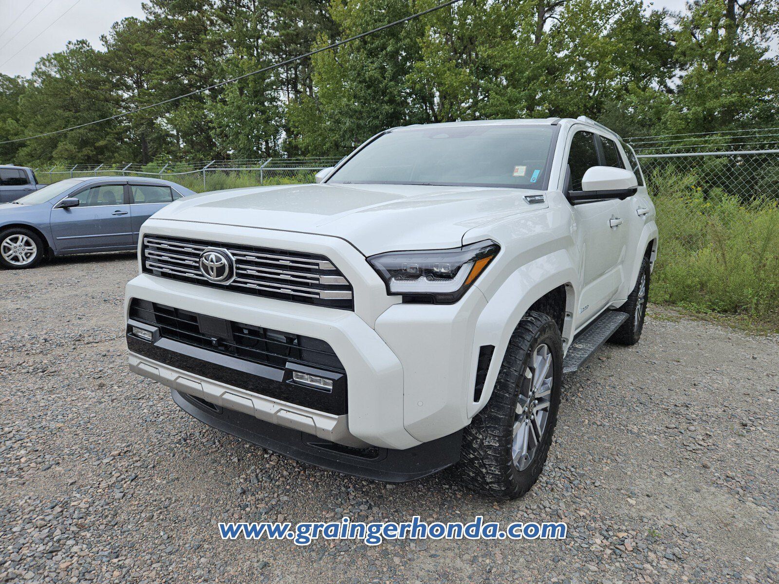 Used 2026 Toyota 4Runner Limited AWD/4WD image 2