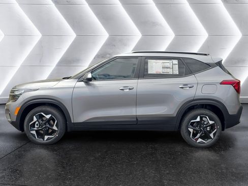 New 2026 Kia Seltos S FWD image 2