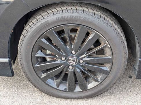 Used 2018 Honda Fit Sport image 13