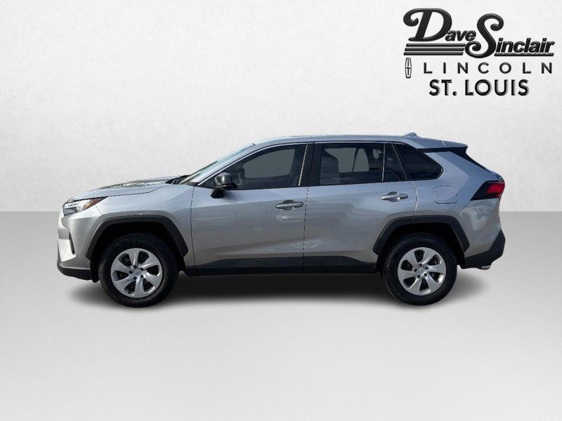 Used 2025 Toyota RAV4 LE FWD image 6