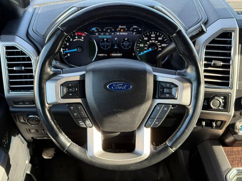 Used 2017 Ford F350 Platinum w/ Platinum Ultimate Package image 23