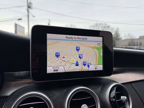 Used 2015 Mercedes-Benz C 300 4MATIC Sedan image 26