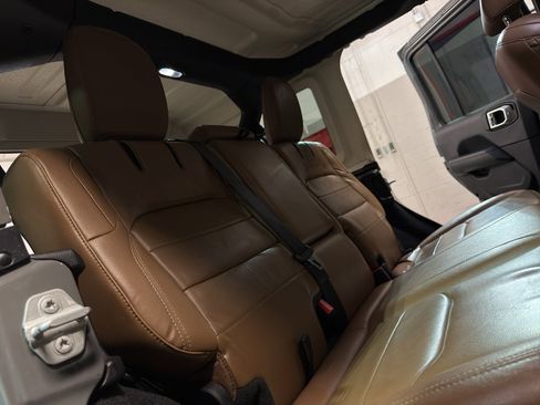 Used 2021 Jeep Wrangler Unlimited Sahara w/ Dual Top Group image 26