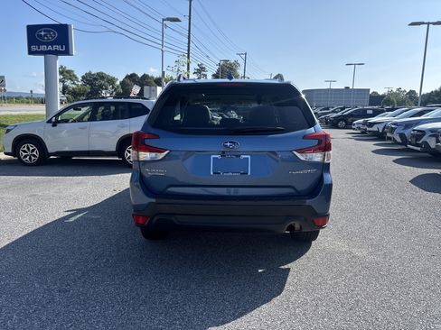Used 2021 Subaru Forester Premium AWD/4WD image 22