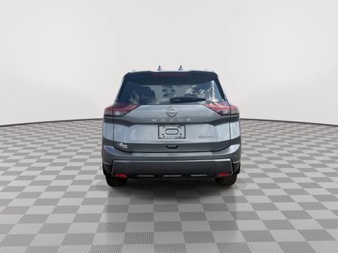 Certified 2025 Nissan Rogue SL w/ Tech Package AWD/4WD image 9