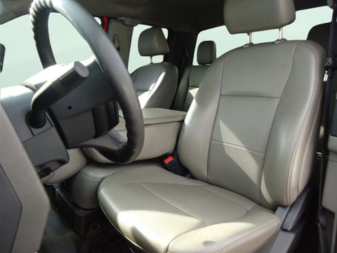 Used 2022 Ford F350 XL w/ Power Equipment Group image 28