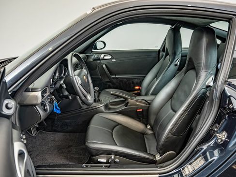 Used 2005 Porsche 911 Carrera RWD image 5