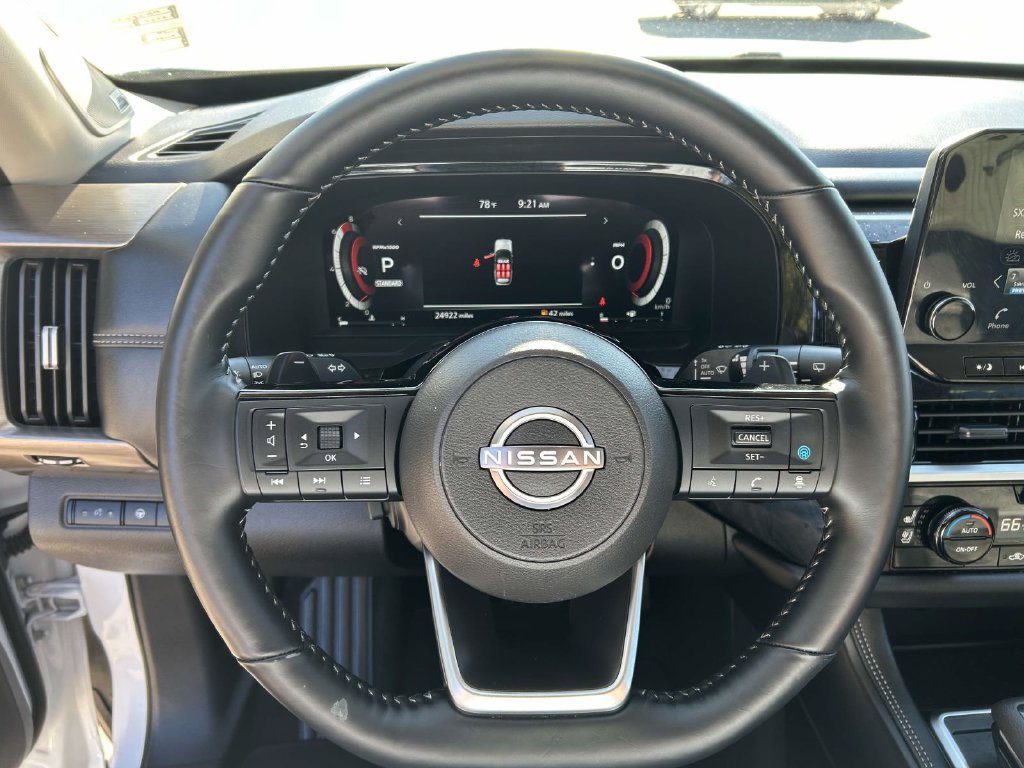 Used 2025 Nissan Pathfinder Platinum w/ Cargo Package FWD image 16