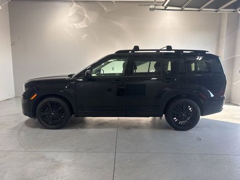 Used 2025 Hyundai Santa Fe Calligraphy image 10