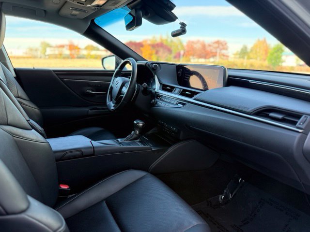 Used 2019 Lexus ES 300h w/ Premium Package FWD image 17