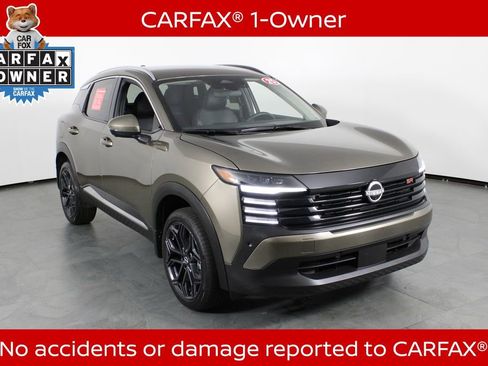 Certified 2025 Nissan Kicks SR image 5