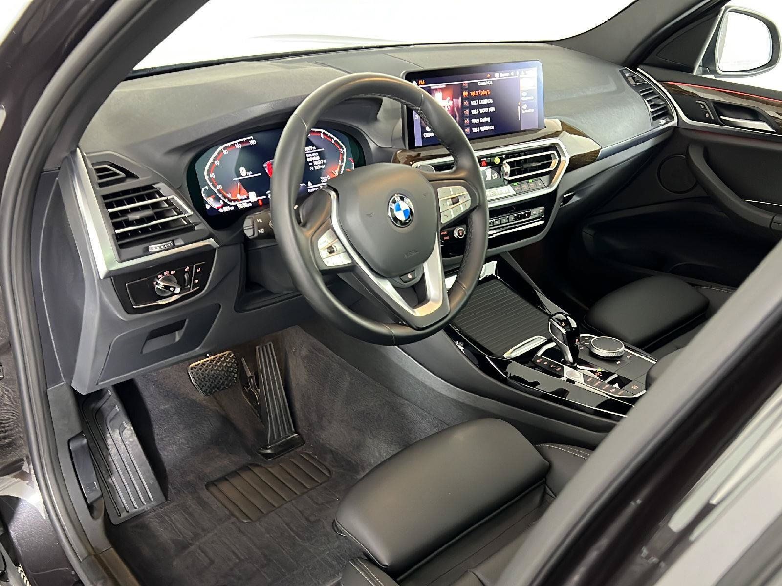 Used 2023 BMW X3 xDrive30i w/ Premium Package w/ZPA AWD/4WD image 31