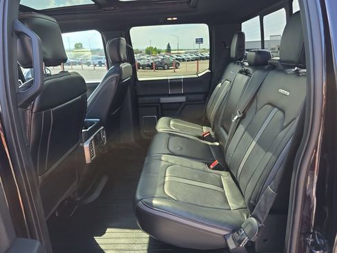 Used 2018 Ford F150 Platinum w/ Equipment Group 701A Luxury AWD/4WD image 27