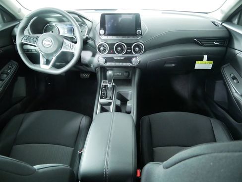 Used 2025 Nissan Sentra SV w/ All-Weather Package image 19