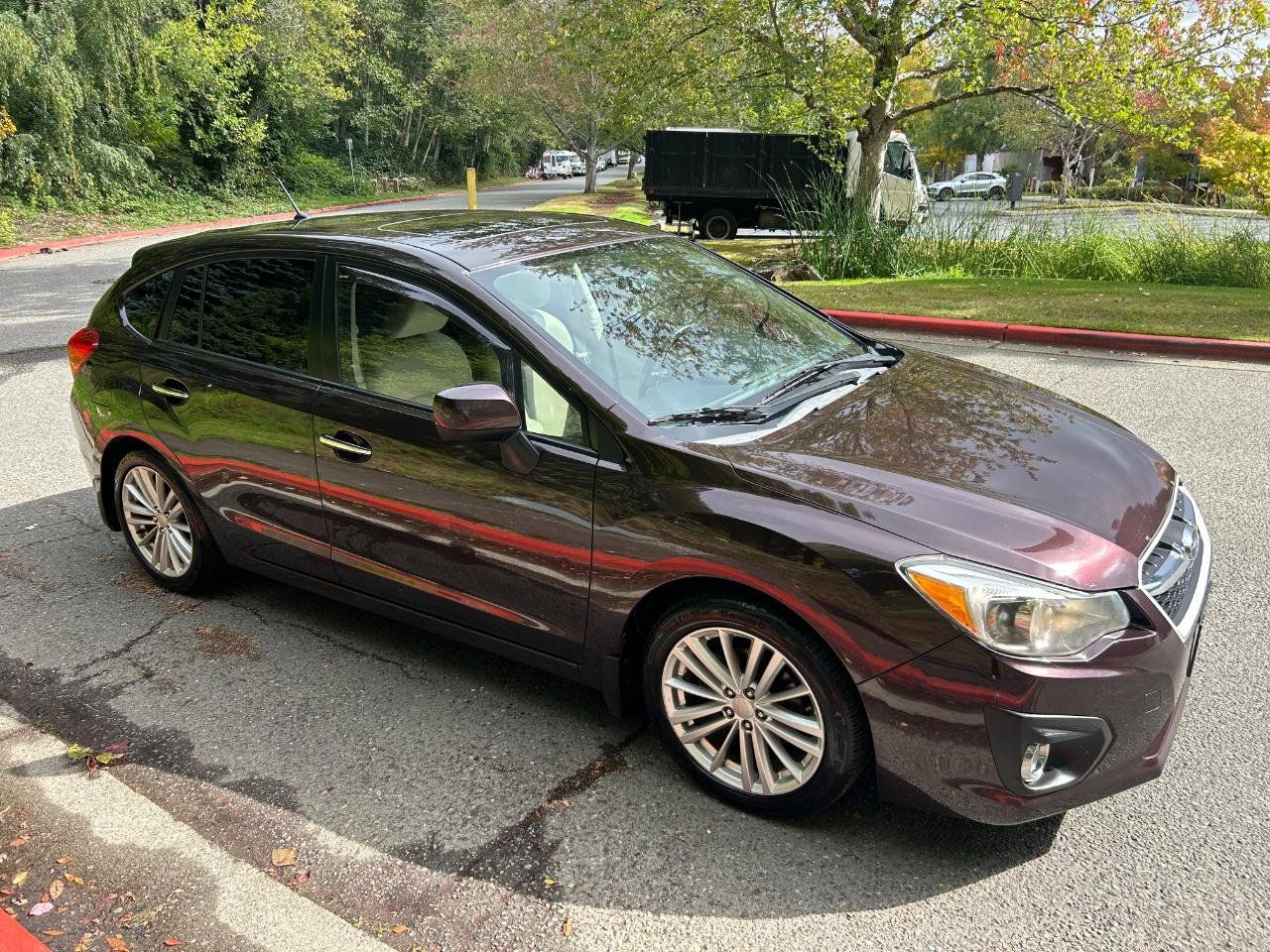 Used 2013 Subaru Impreza 2.0i Limited AWD/4WD image 3