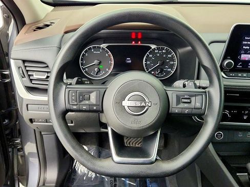 Used 2023 Nissan Rogue S AWD/4WD image 13