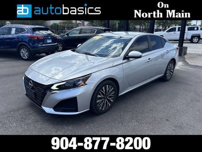 Used 2023 Nissan Altima 2.5 SV