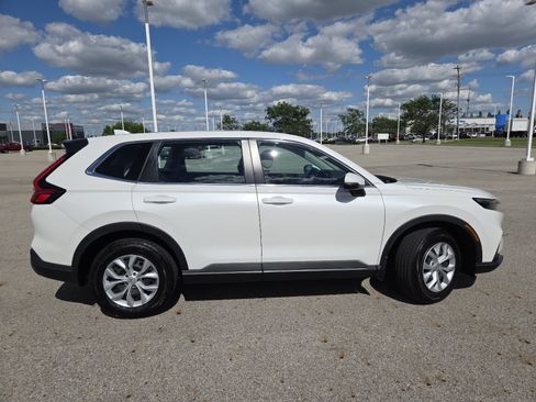 Used 2024 Honda CR-V LX image 18