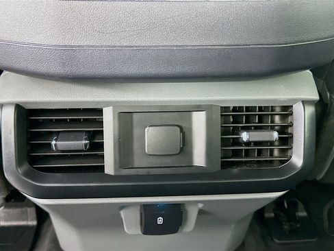 Used 2023 Ford F150 XL w/ Trailer Tow Package image 25