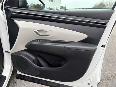 Used 2022 Hyundai Tucson Blue image 14