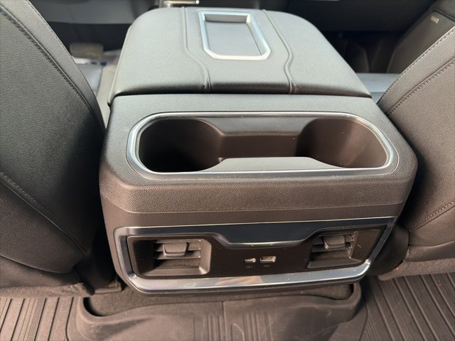 Used 2022 GMC Sierra 1500 SLT w/ SLT Convenience Package AWD/4WD image 13