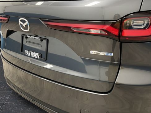 Used 2024 MAZDA CX-90 Plug-In Hybrid w/ Preferred AWD/4WD image 37