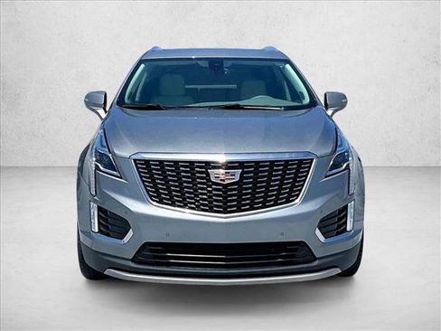 Used 2023 Cadillac XT5 Premium Luxury FWD image 3