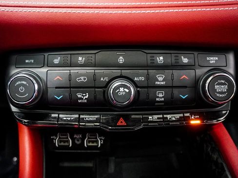 Used 2022 Dodge Durango SRT w/ Premium Interior Group image 33