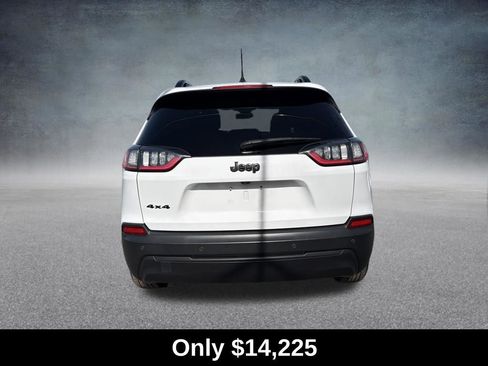 Used 2018 Jeep Compass Latitude w/ Popular Equipment Group image 4