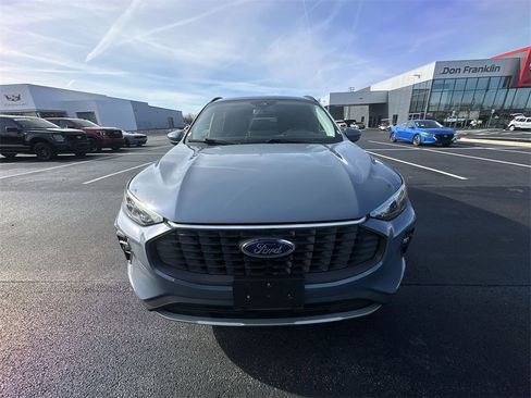 Used 2025 Ford Escape Platinum image 26