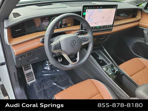 Used 2026 Volkswagen Tiguan SEL R-Line AWD/4WD image 10