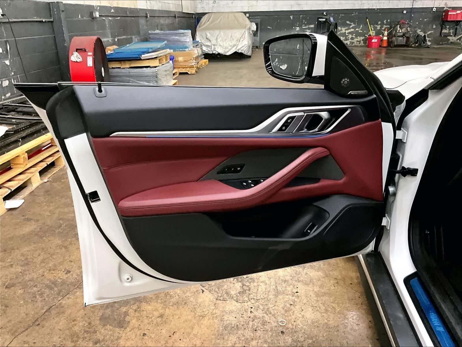 Used 2023 BMW i4 eDrive40 RWD image 25