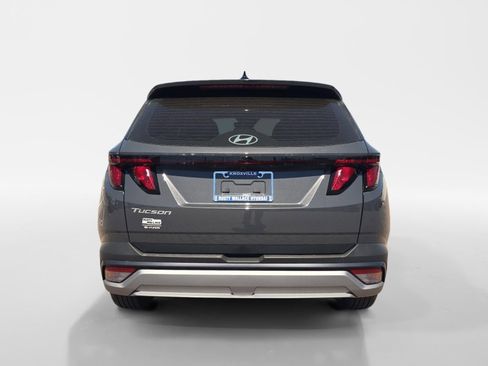 New 2026 Hyundai Tucson SE image 4