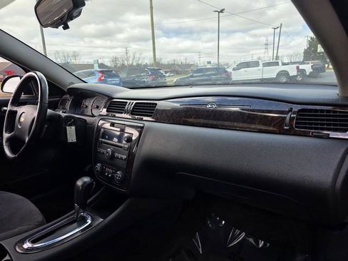 Used 2014 Chevrolet Impala LT w/ LT Sunroof Package image 20