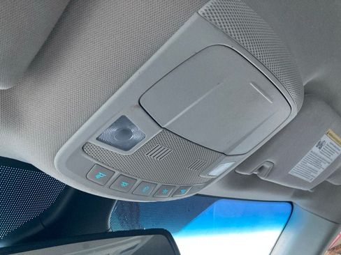 Used 2020 Ford Edge SEL FWD image 21