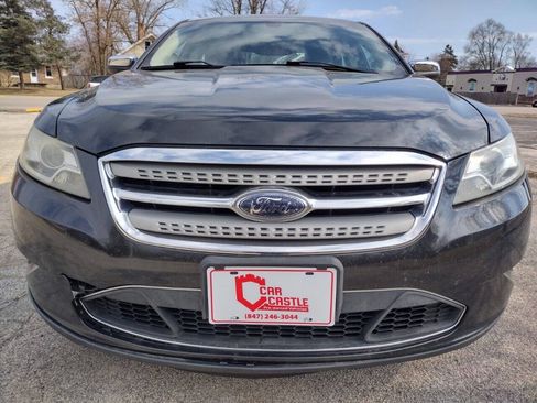 Used 2010 Ford Taurus Limited AWD/4WD image 2