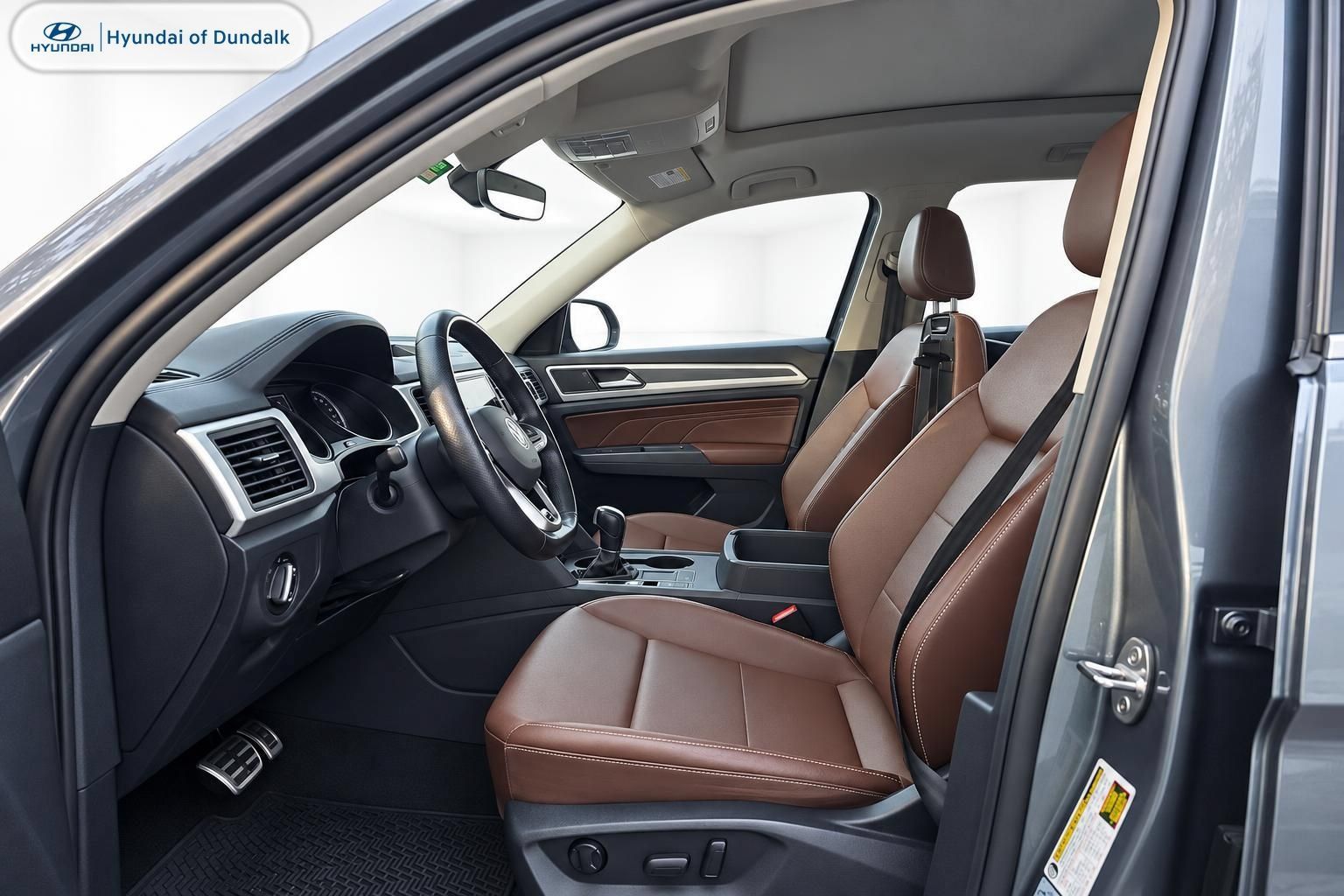 Used 2021 Volkswagen Atlas SE w/ Panoramic Sunroof Package FWD image 7