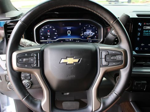 Used 2024 Chevrolet Silverado 3500 High Country w/ High Country Premium Package AWD/4WD image 12