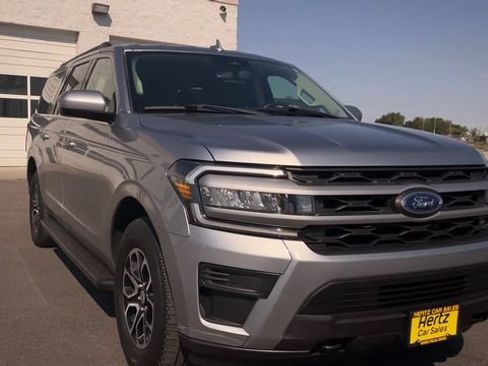 Used 2023 Ford Expedition Max XLT AWD/4WD image 4