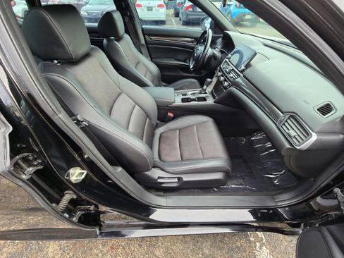 Used 2019 Honda Accord Sport image 15