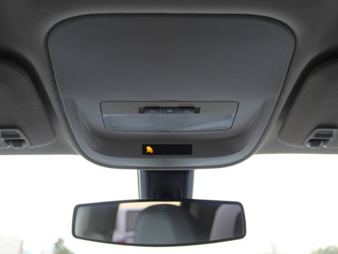 Used 2022 Chevrolet Colorado W/T image 21