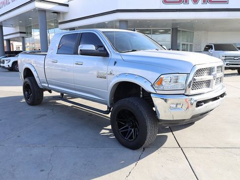 Used 2016 RAM 3500 Laramie image 8