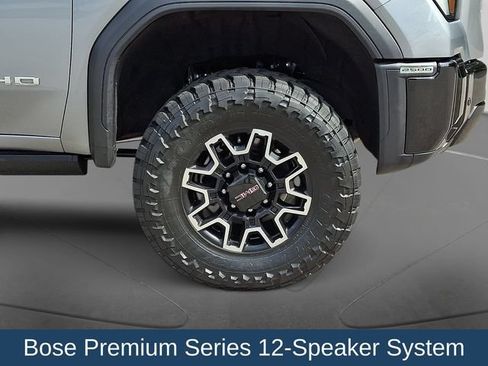 Used 2025 GMC Sierra 2500 AT4X AWD/4WD image 10