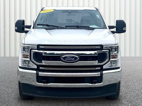 Used 2022 Ford F250 XLT AWD/4WD image 3