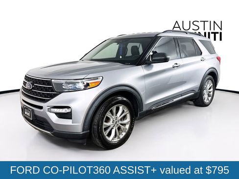 Used 2020 Ford Explorer XLT w/ Equipment Group 202A image 3