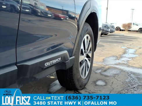 Certified 2025 Subaru Outback Premium image 33